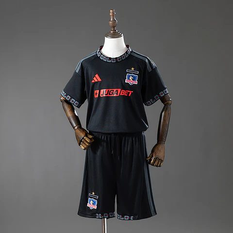 Kit Colo Colo II 26/27