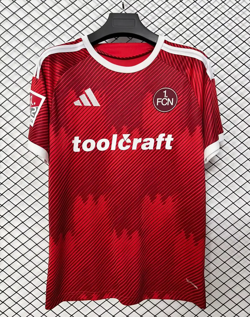 Camisola FC Nürnberg I 26/27 2