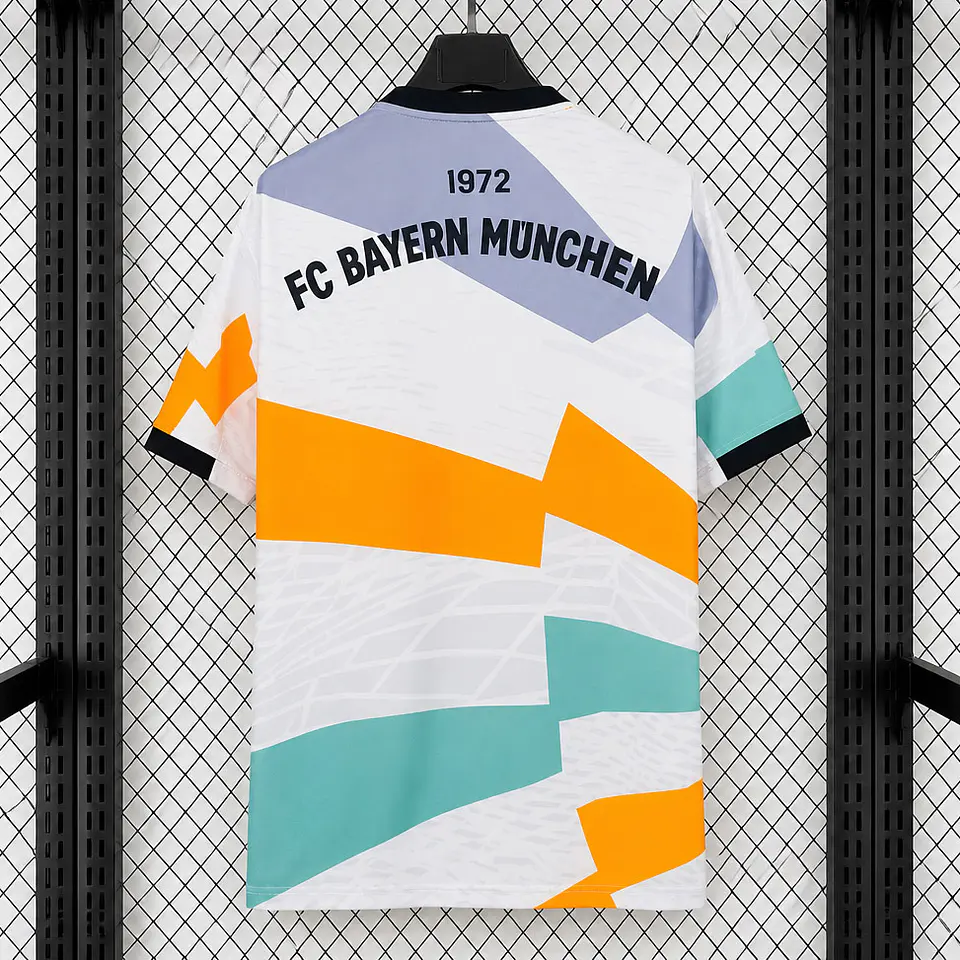 Camisola Bayern 2022 - Edição Especial 2