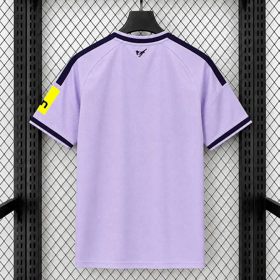 Camisola New Castle III 26/27 2