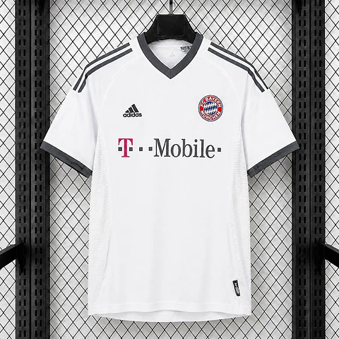 Camisola Bayern II 02/04 - Retro
