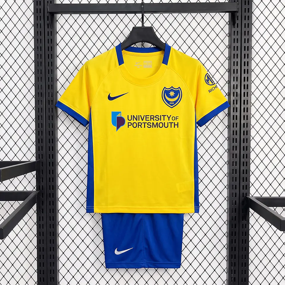 Kit Portsmouth II 26/27 1