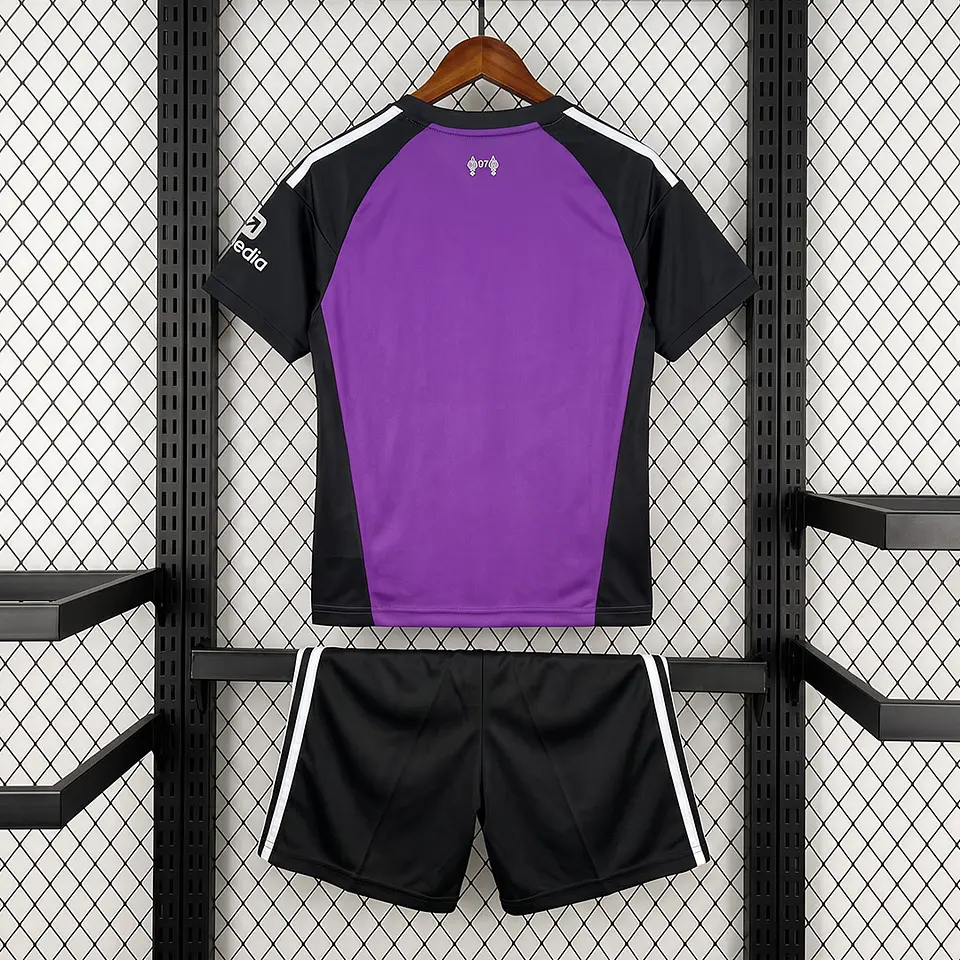 Kit Liverpool GR 26/27 2