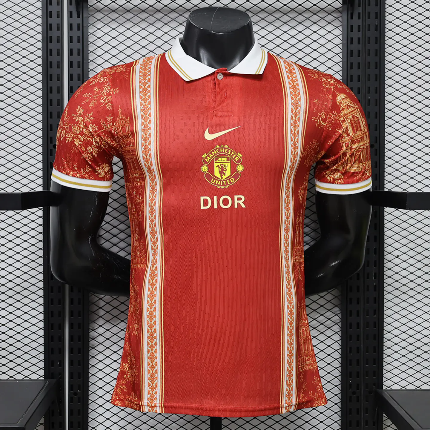 Camisola Manchester United 26/27 - Edição Especial Dior - Versão Jogador 1