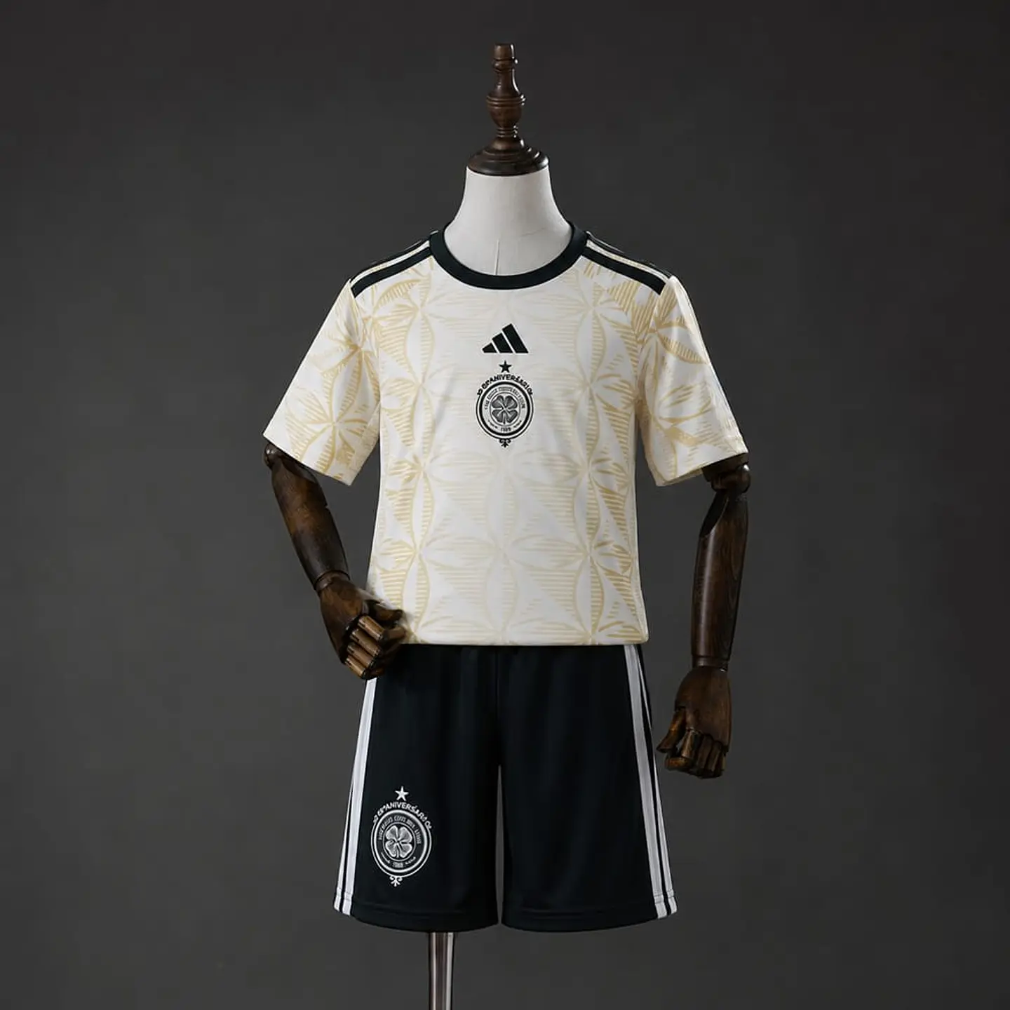 Kit Celtic III 26/27 1