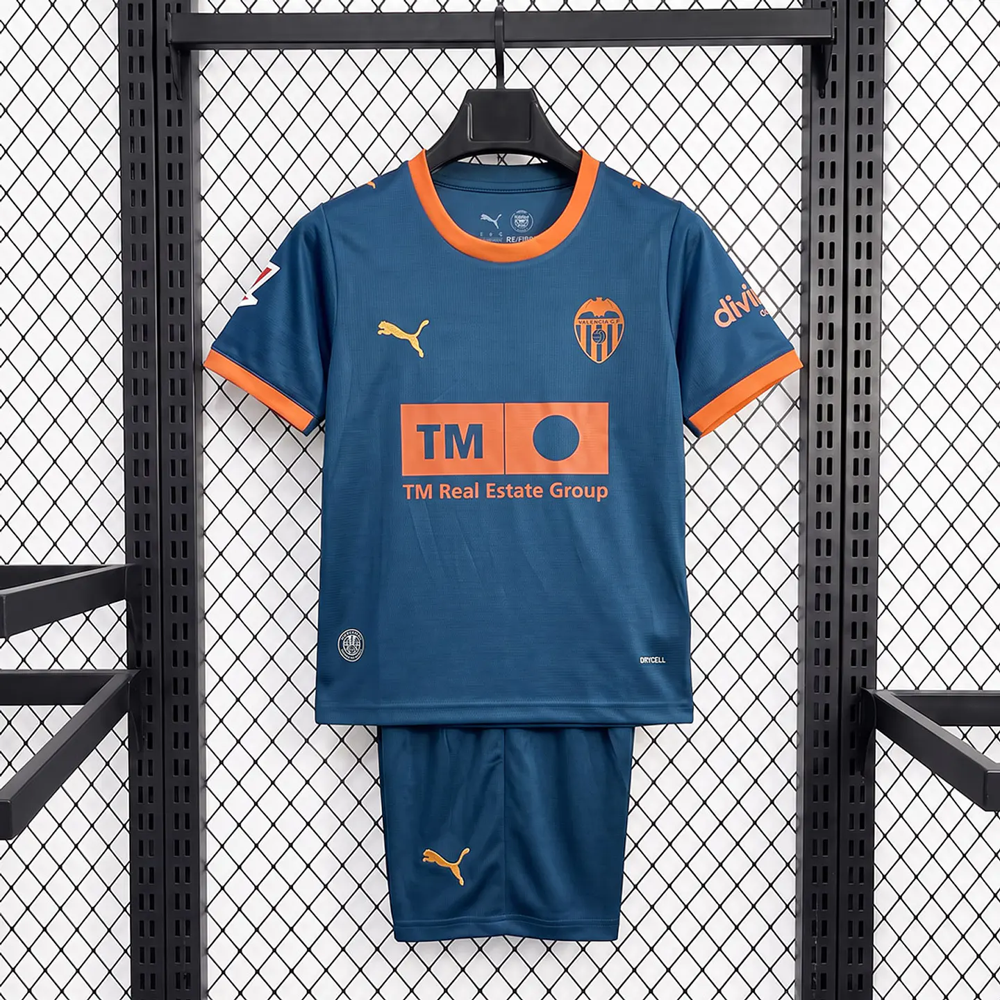 Kit Valencia II 26/27 1