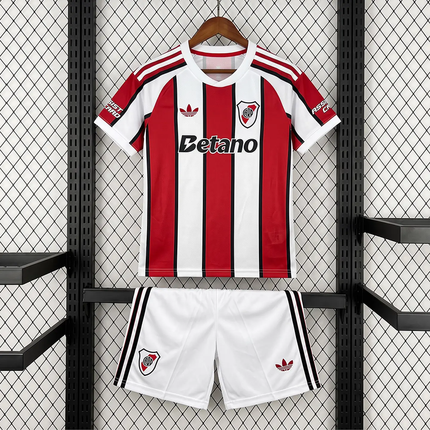 Kit River Plate II 26/27 1