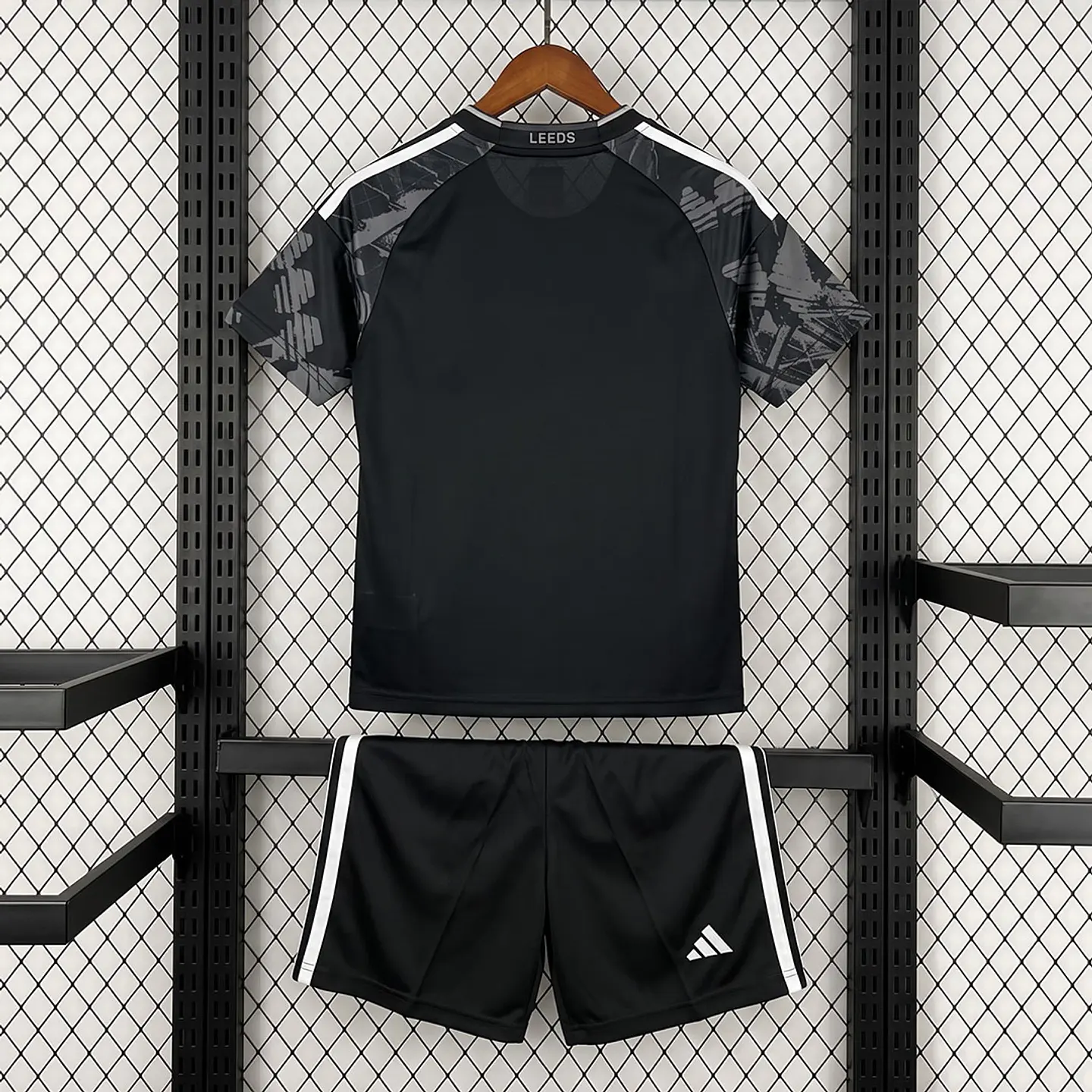 Kit Leeds III 26/27 2