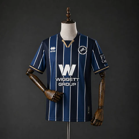 Camisola Millwall FC I 26/27
