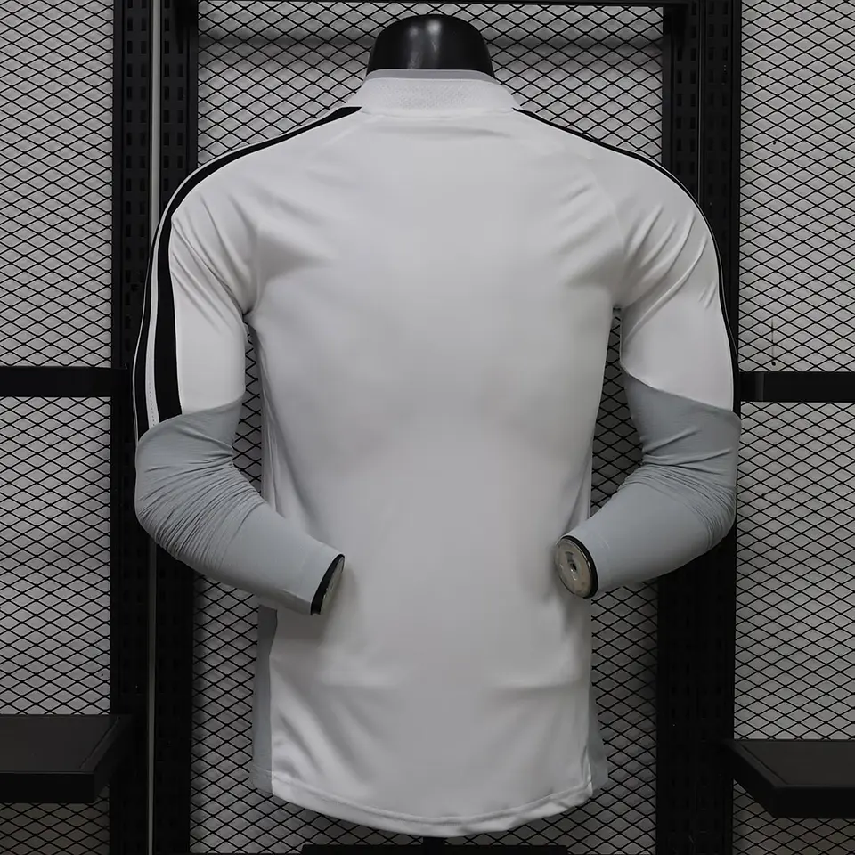 Camisola Real Madrid 26/27 - Treino - Versão Jogador - Manga Longa 2
