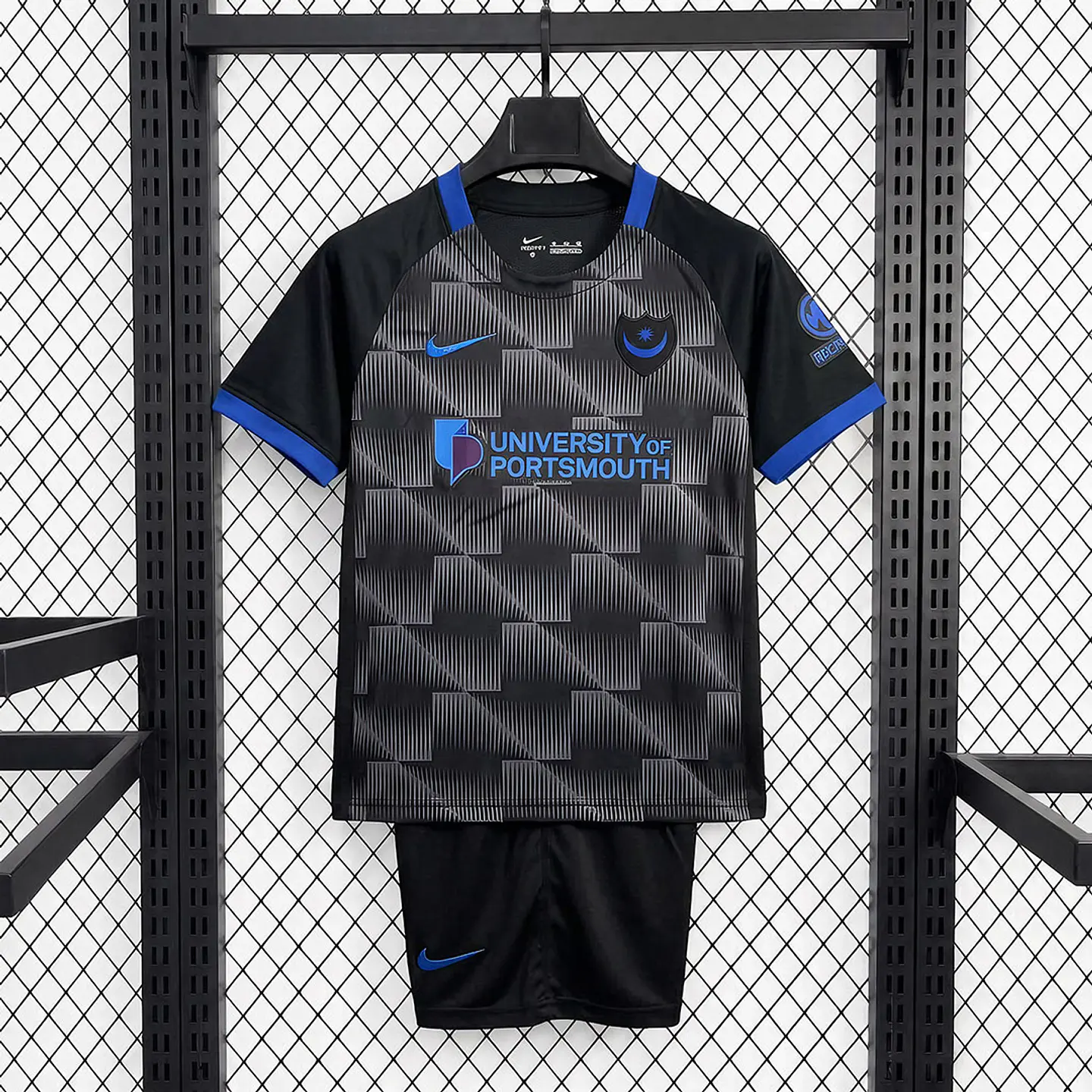 Kit Portsmouth III 26/27 1