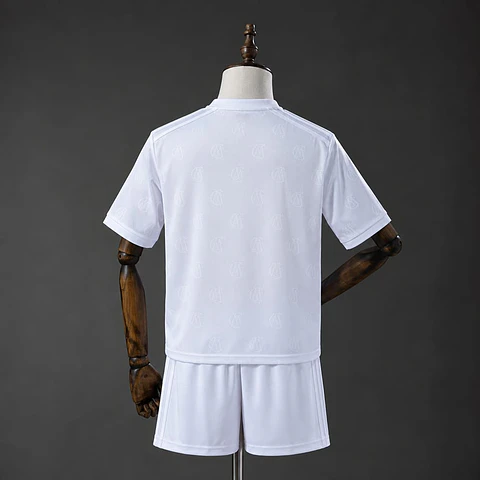 Kit Real Madrid 26/27 - Edição 125° Aniversário 