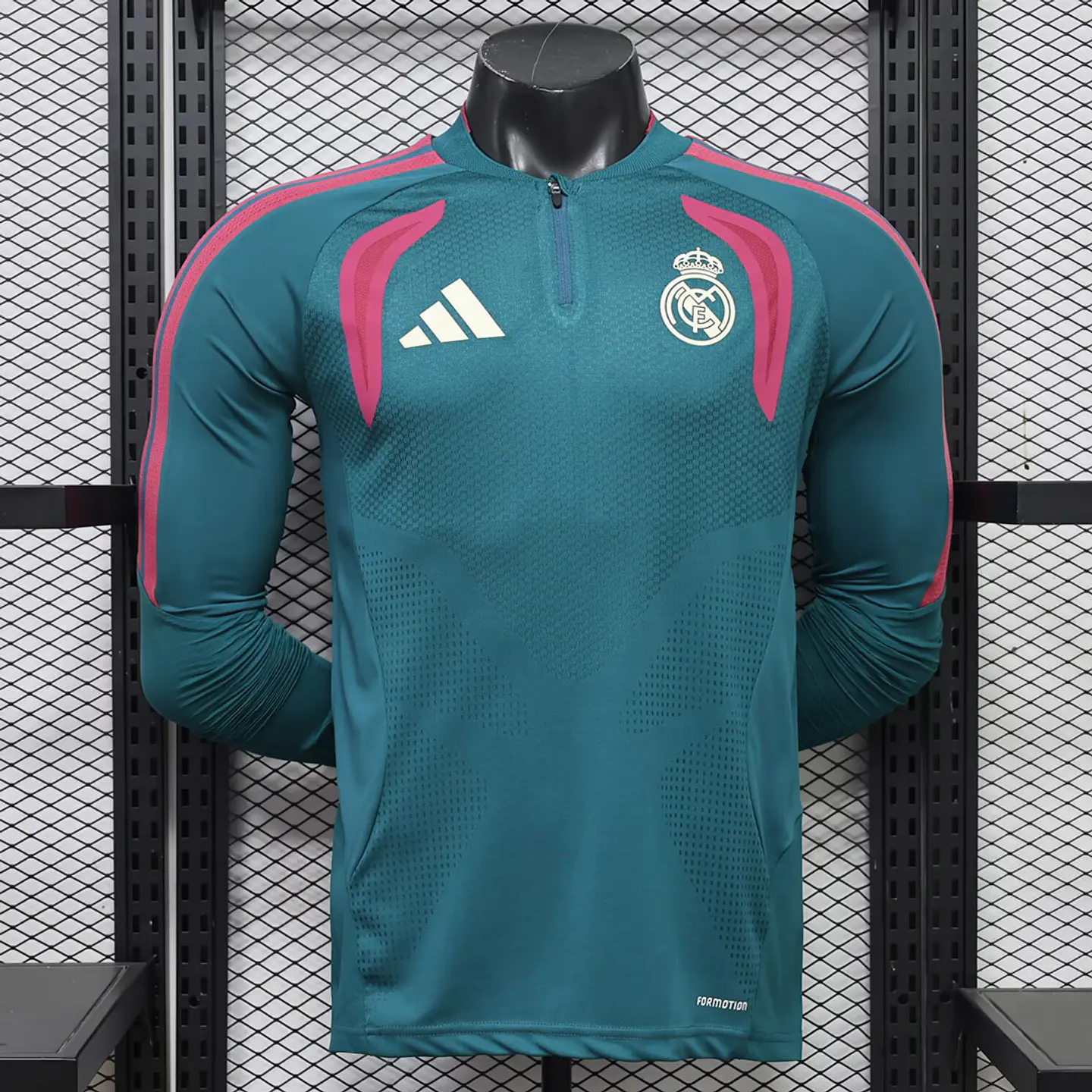 Camisola Real Madrid 26/27 - Treino - Versão Jogador - Manga Longa 1