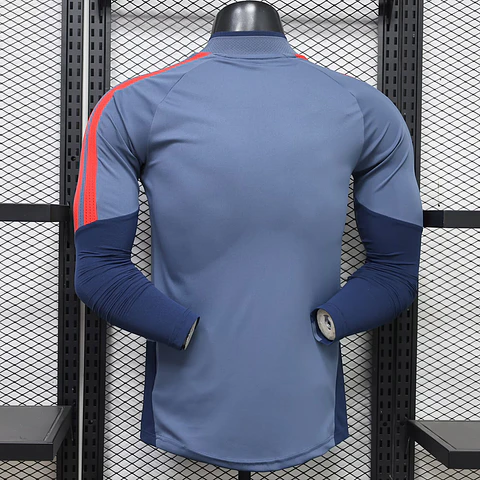 Camisola Bayern 26/27 - Treino - Versão Jogador - Manga Longa