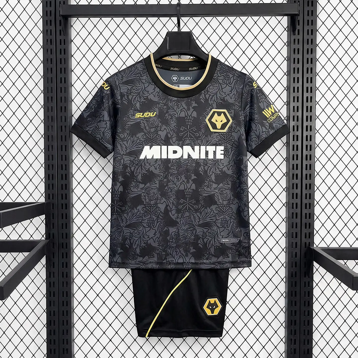 Kit Wolverhampton III 26/27 1