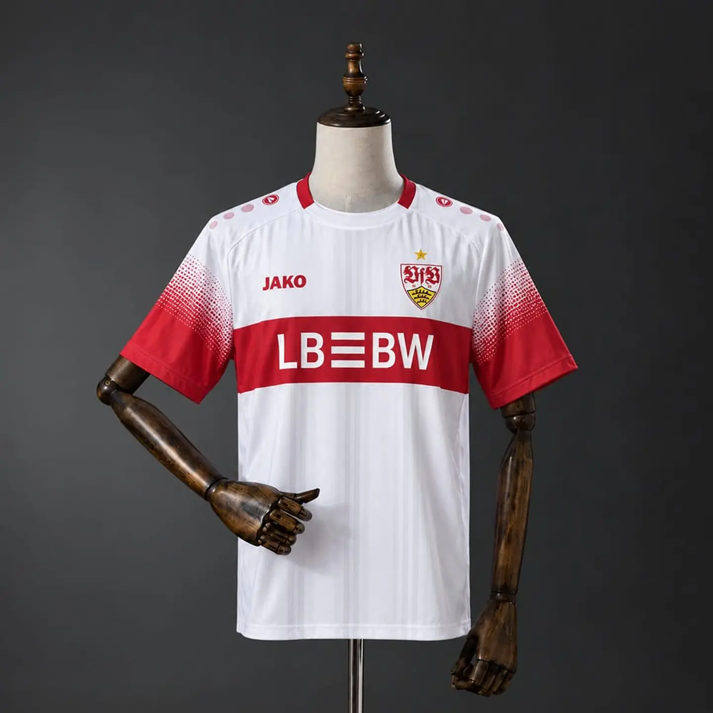 Camisola Stuttgart I 26/27 1