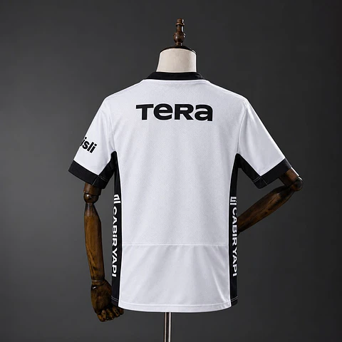 Camisola Besiktas I 26/27