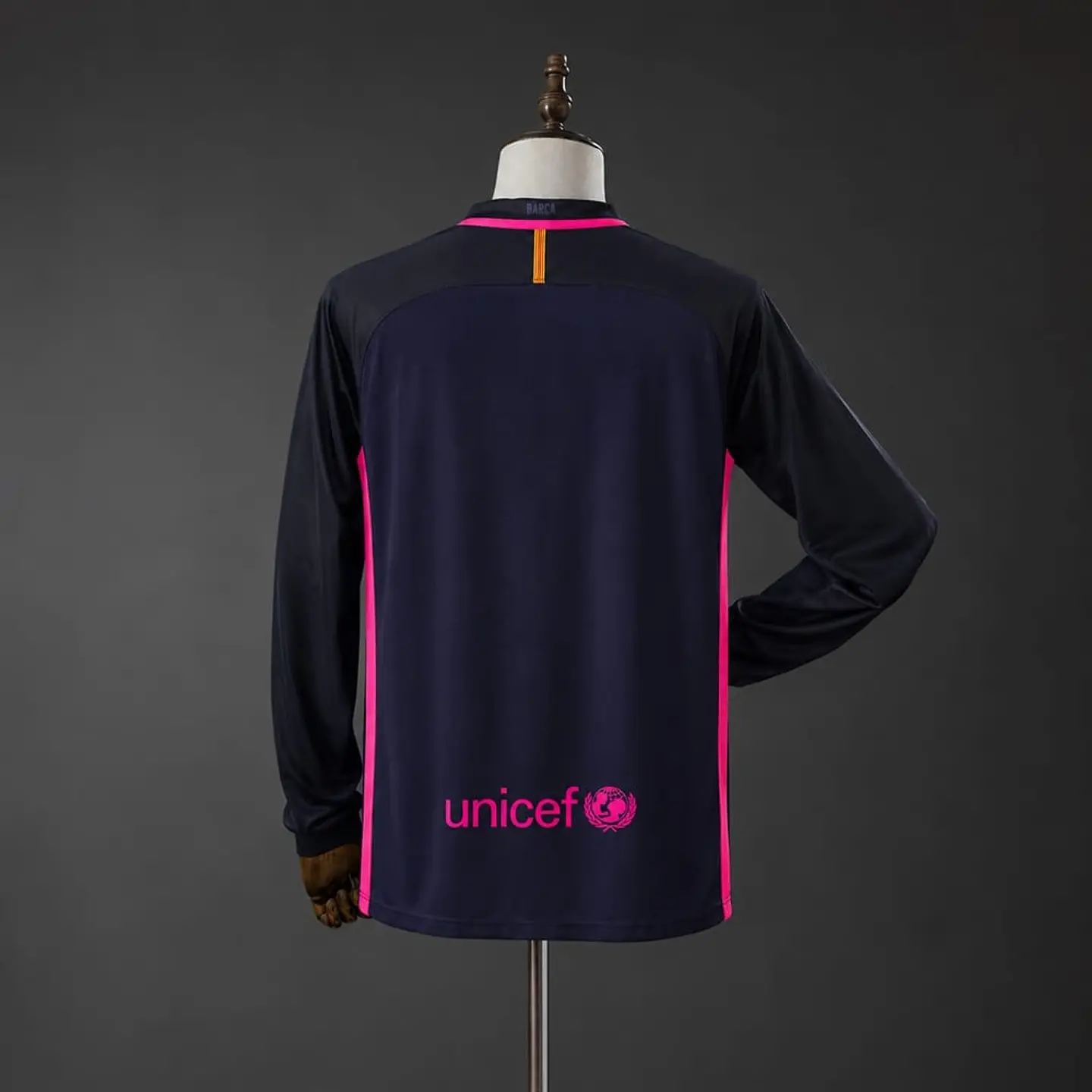 Camisola Barcelona II 16/17 - Retro - Manga Longa 2