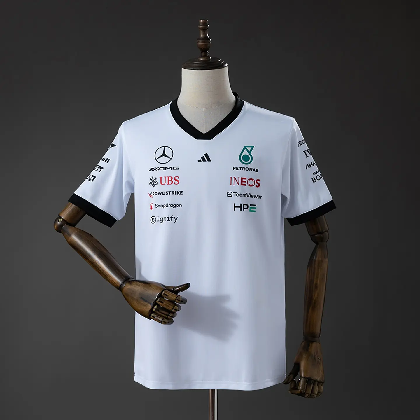 Camisola Mercedes Benz F1 2026 1