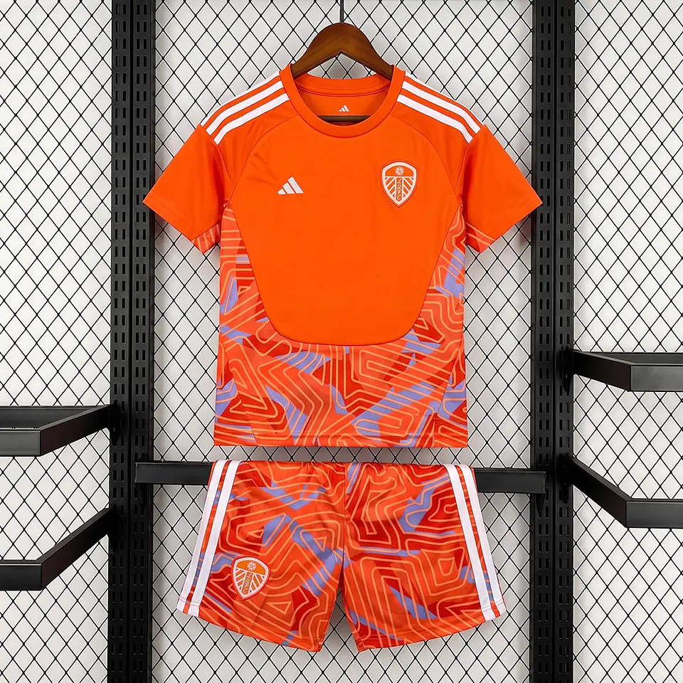 Kit Leeds GR 26/27 1