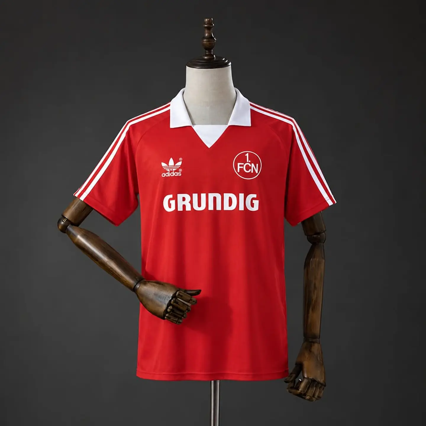 Camisola Nürnberg I 77/79 - Retro 1