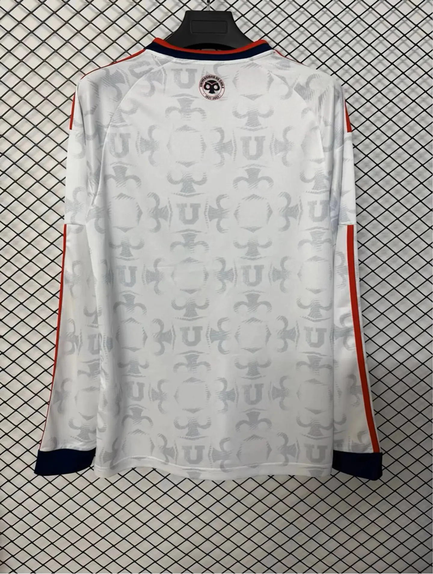 Camisola Universidad de Chile II 2027 - Manga Longa 2