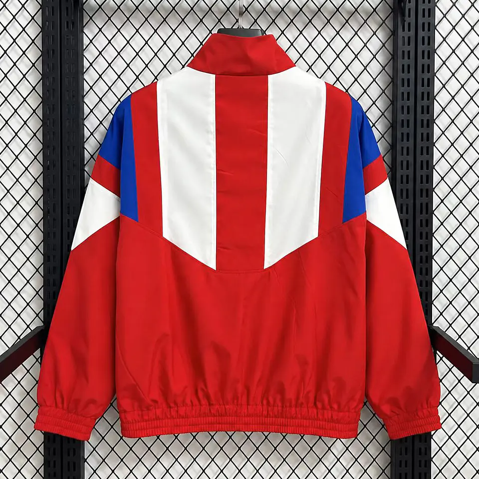 Corta-vento Bayern 26/27 - EQT 2