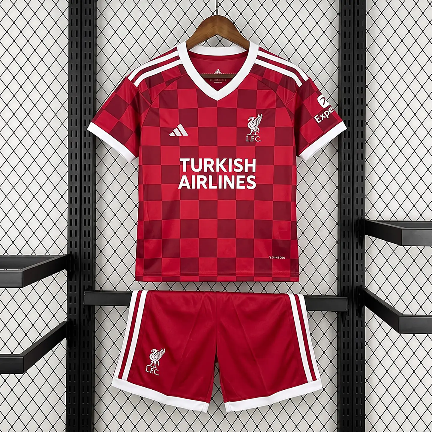 Kit Liverpool I 27/28 1