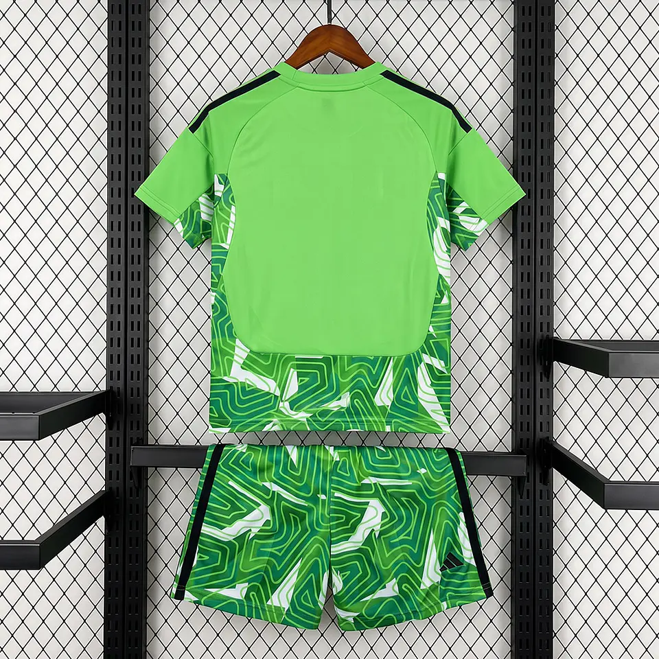 Kit Leeds GR 26/27 2