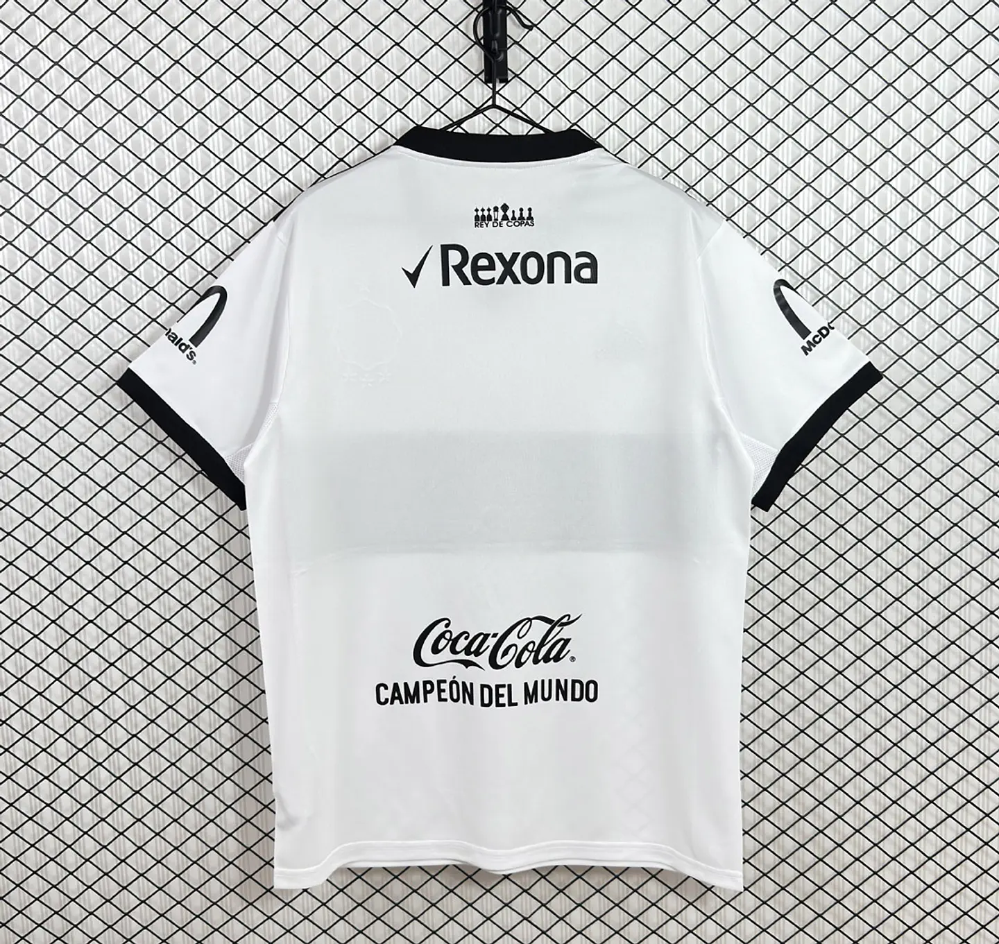 Camisola Club Olímpia I 2017 - Retro 2