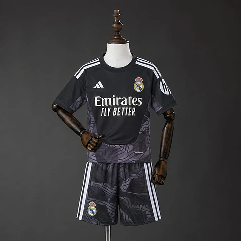 Kit Real Madrid GR 26/27