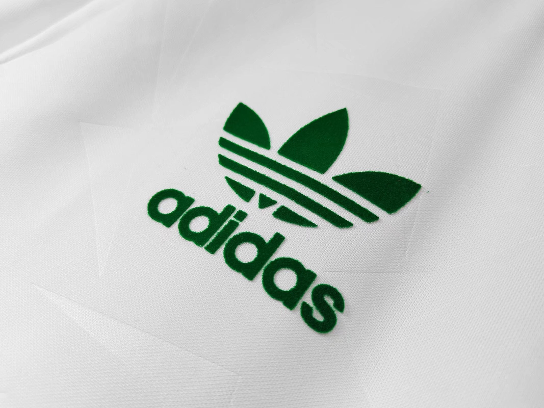 Irlanda 1990/92 (Away Kit) 8