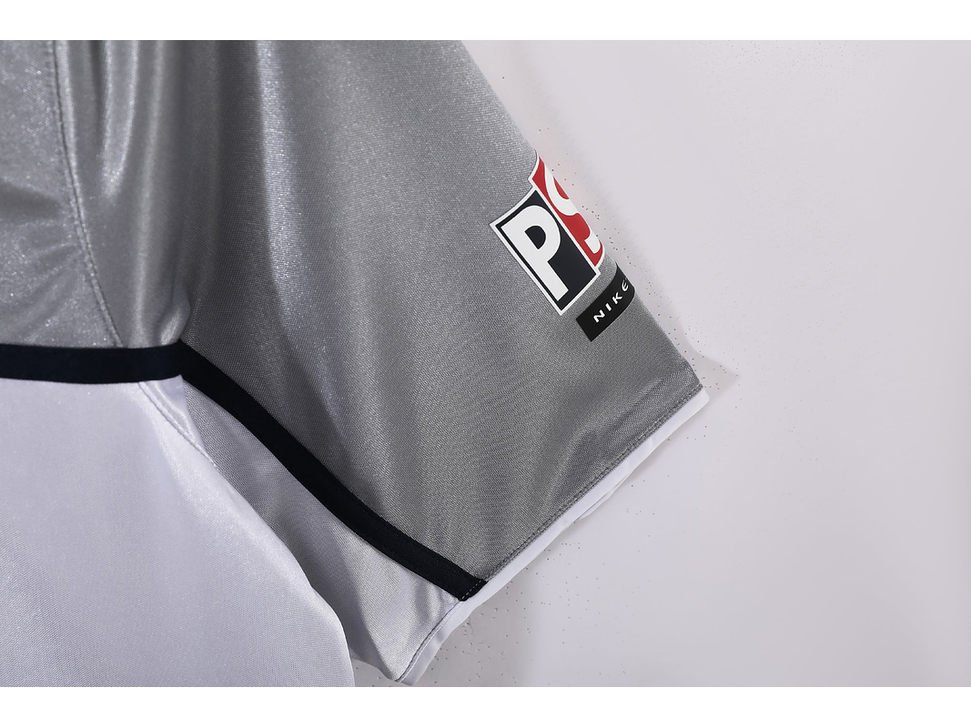 PSG 2000/01 (Away Kit) 4