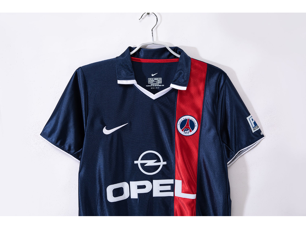 PSG 2001/02 (Home Kit) 2