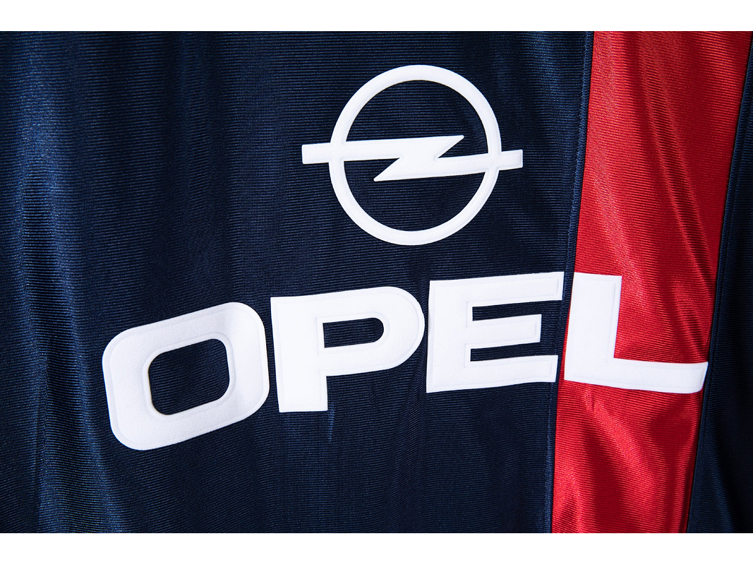 PSG 2001/02 (Home Kit) 5