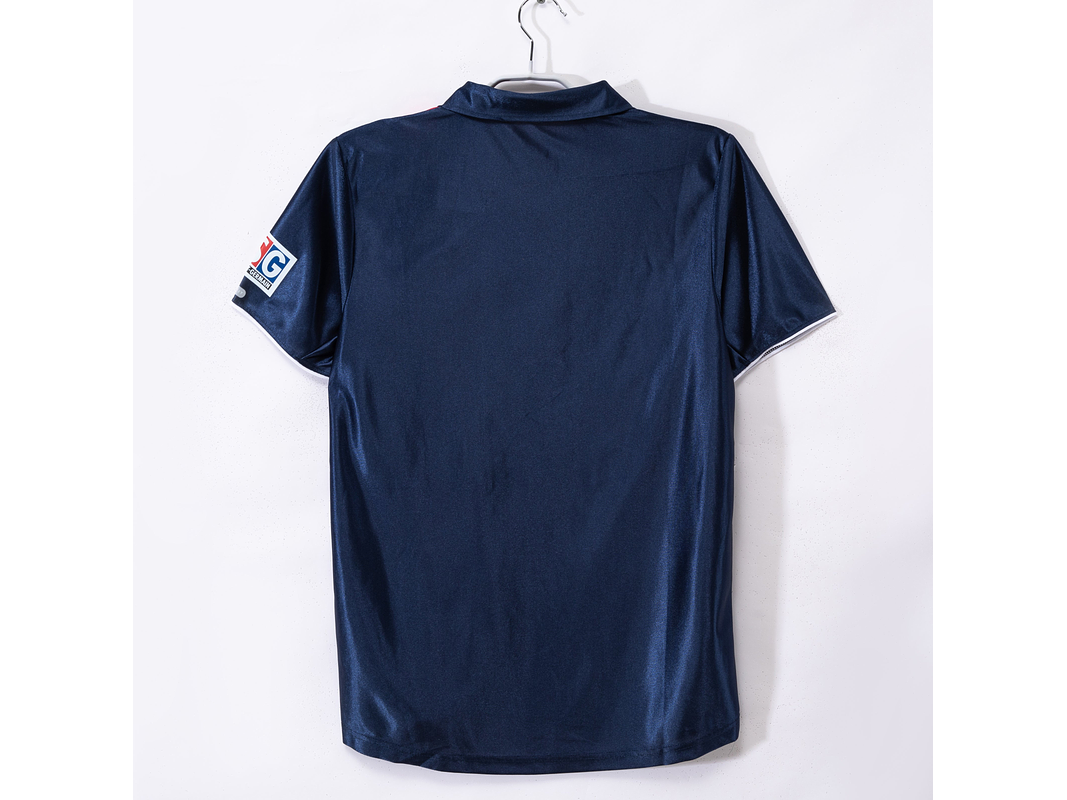 PSG 2001/02 (Home Kit) 6