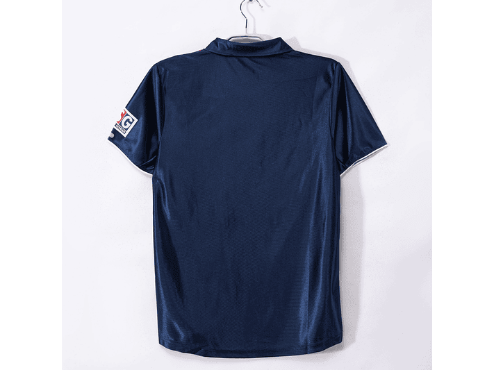 PSG 2001/02 (Home Kit) 6