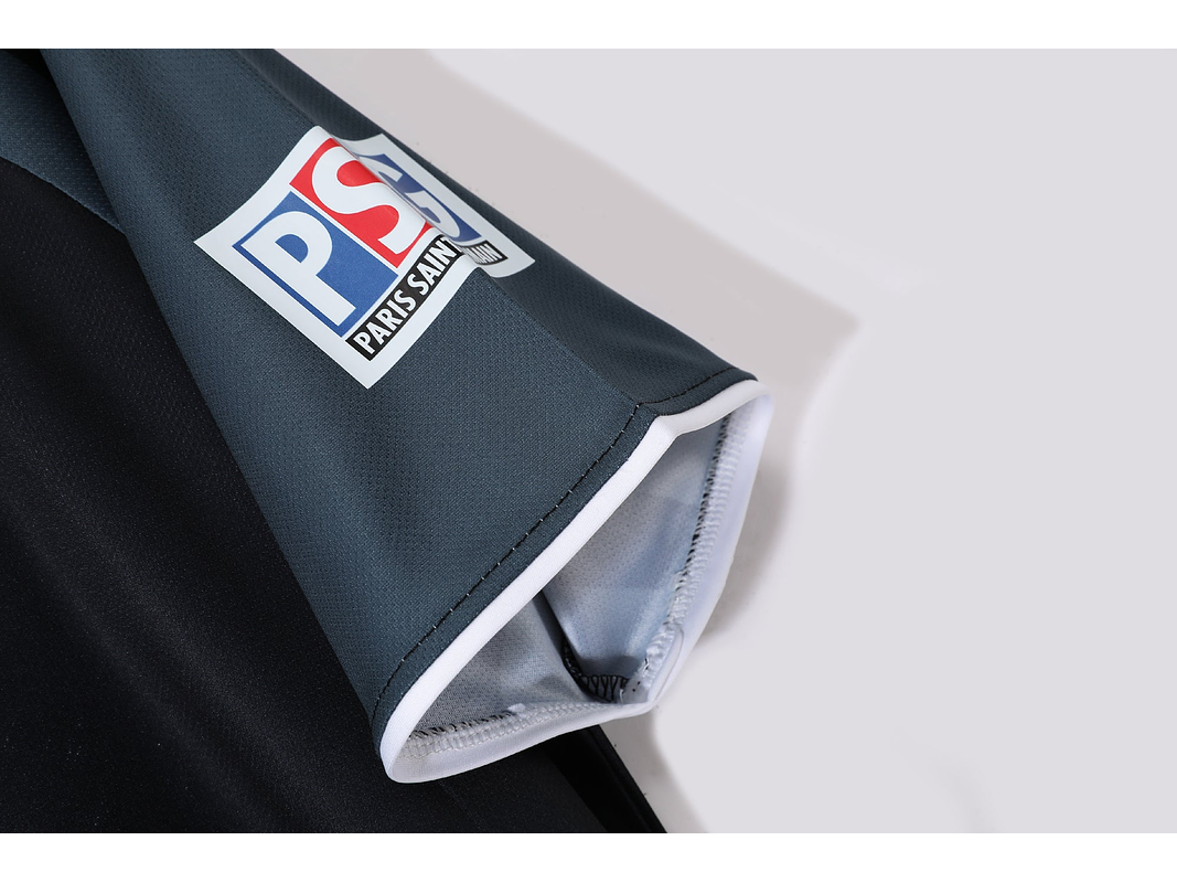 PSG 2001/02 (Third Kit) 9