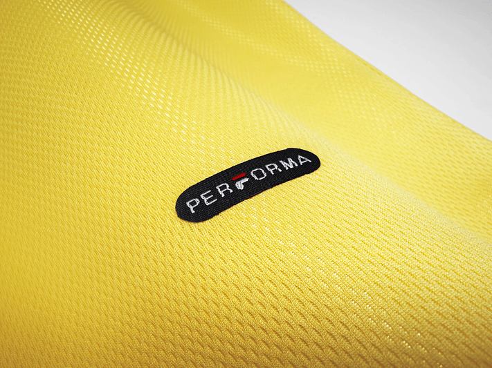 Escocia 2002 (Away Kit) 3