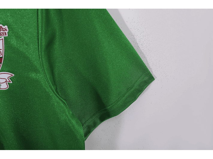 Liverpool 1992/93 (Away Kit) 7