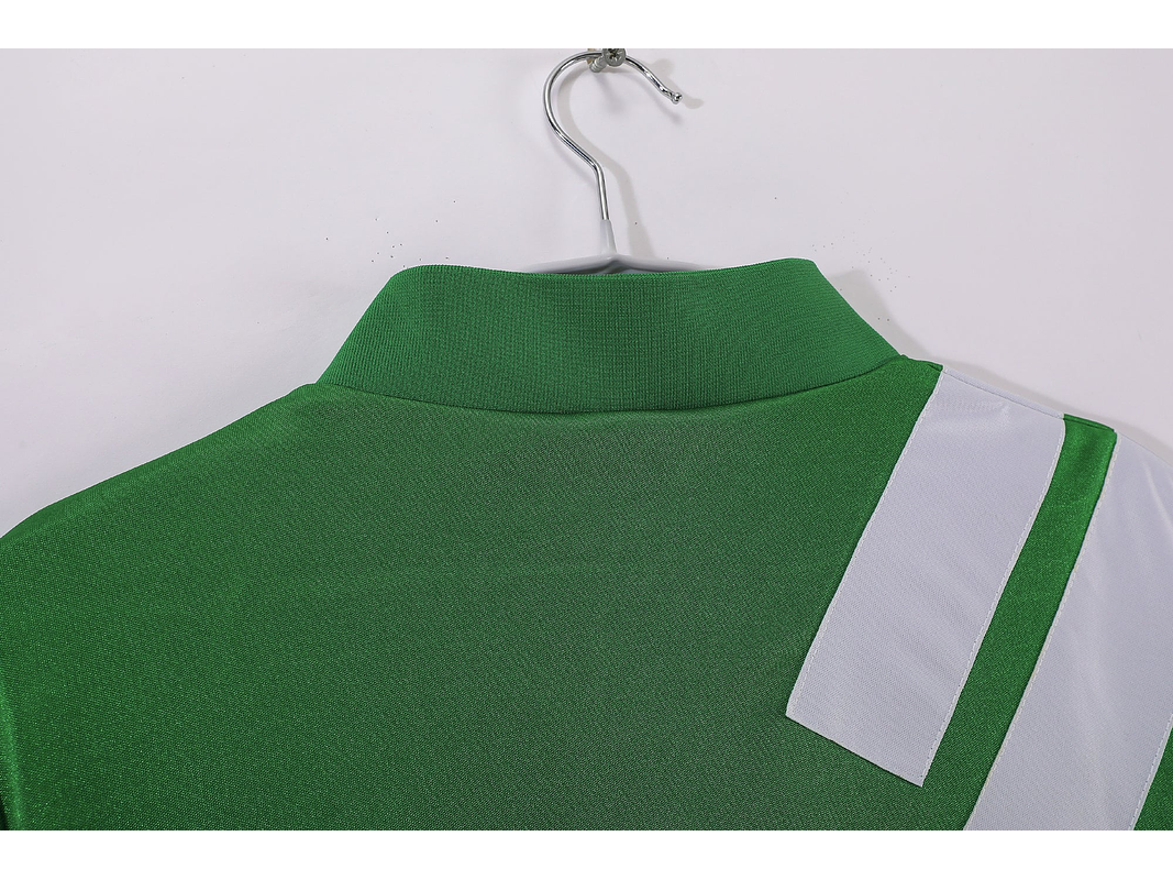 Liverpool 1992/93 (Away Kit) 8