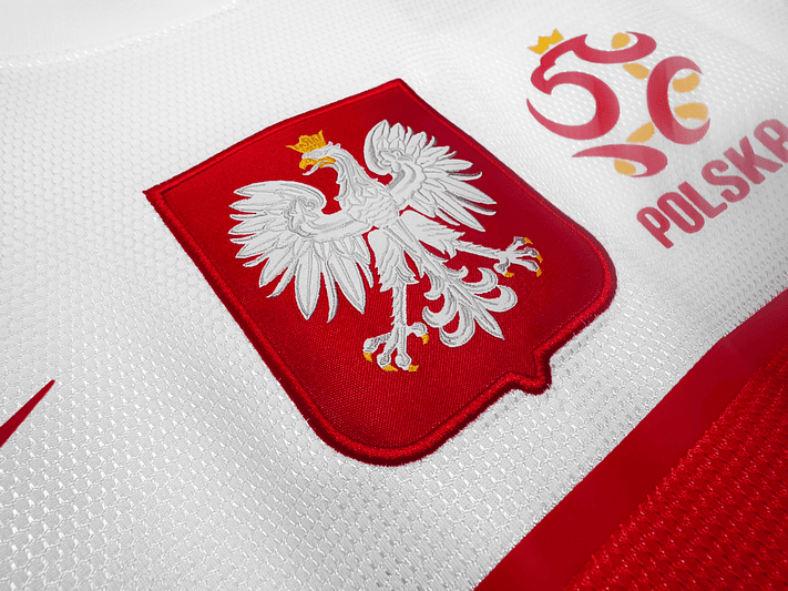 Polonia 2012 (Home Kit) 3