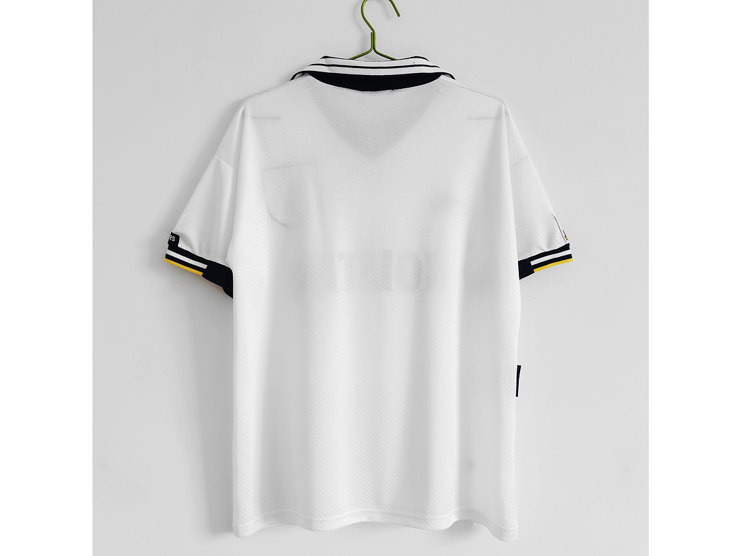 Tottenham Hotspur 1994/95 (Home Kit) 4