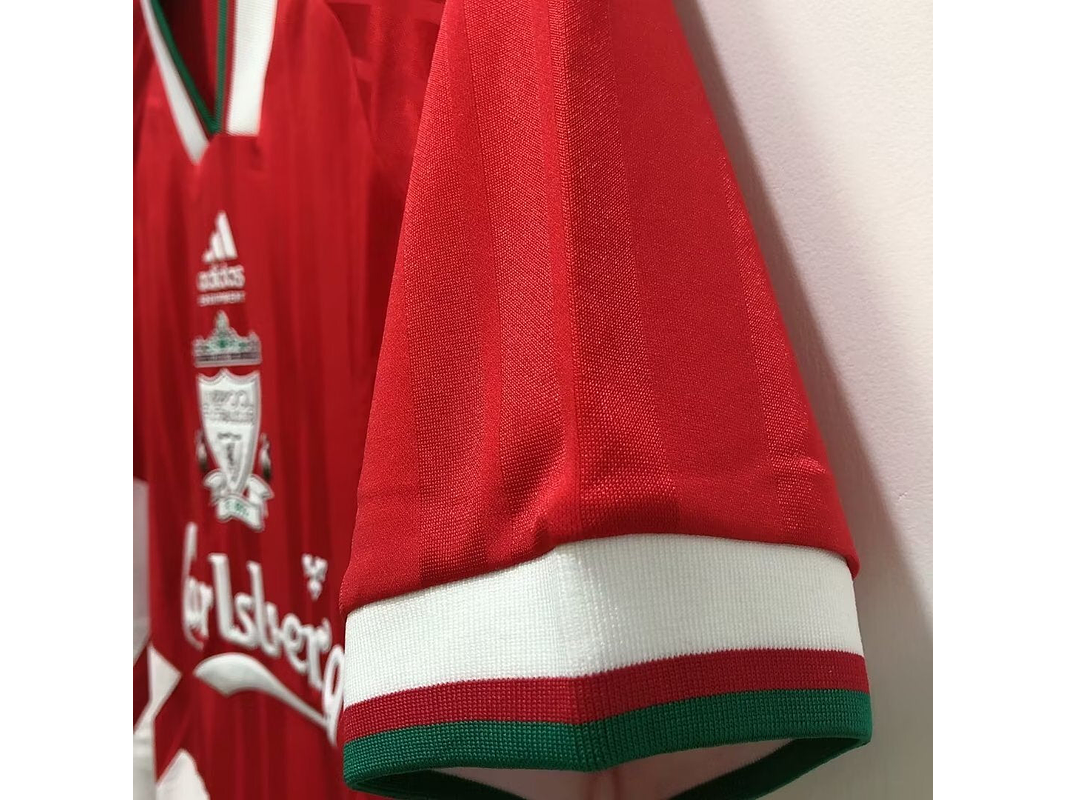 Liverpool 1993/95 (Home Kit) 2