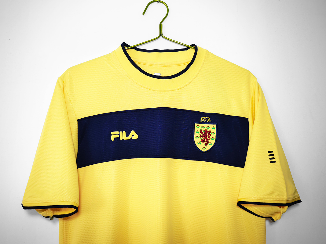 Escocia 2002 (Away Kit) 9