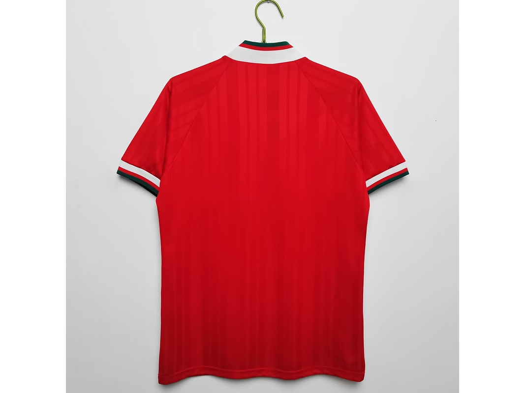 Liverpool 1993/95 (Home Kit) 3