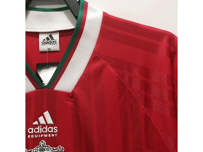 Liverpool 1993/95 (Home Kit) 5