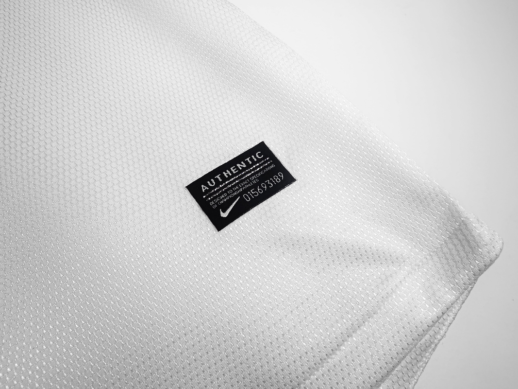 Polonia 2012 (Home Kit) 8