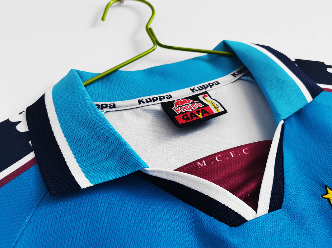 Manchester City 1997/98 (Home Kit) 4