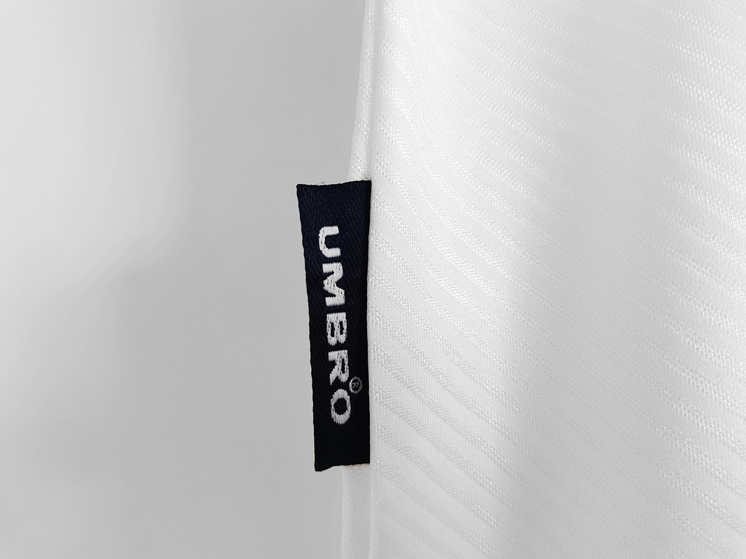 Tottenham Hotspur 1994/95 (Home Kit) 10